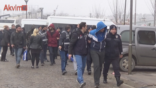 Azeri Öğrencilerden Oluşan 8 Kişilik Çete Çökertildi