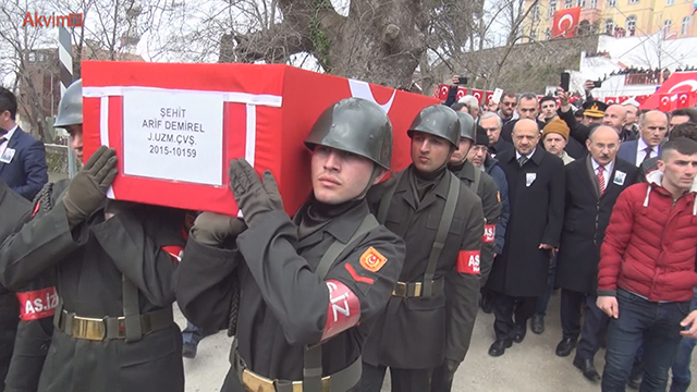 Kastamonu’da Afrin şehidine 10 binler ağladı